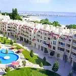 Apartment South On The Varna